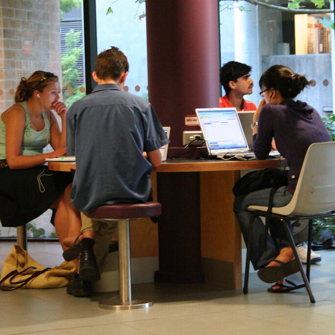 Anglestone expertises formation etudiants